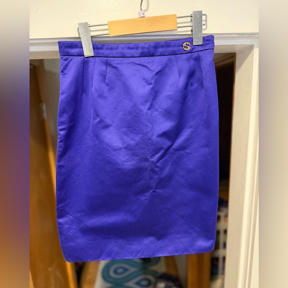 Gorgeous purple vintage Gucci pencil skirt lined EUC